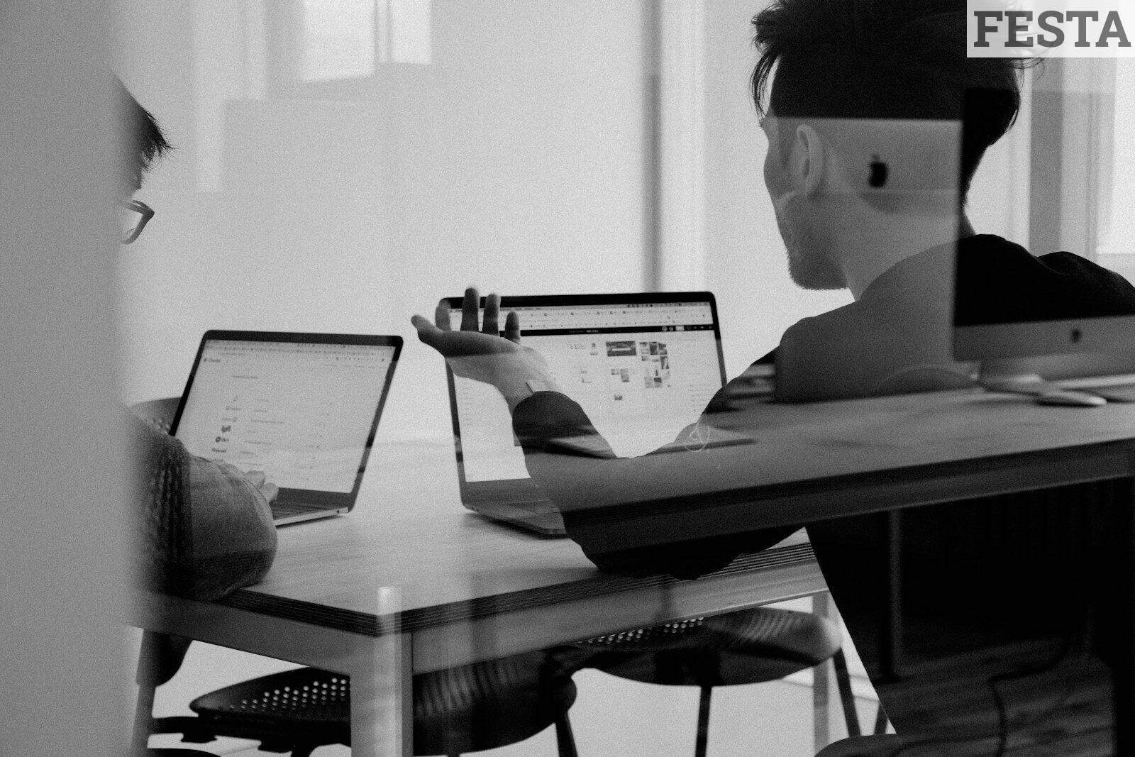 man using MacBook